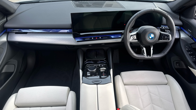 BMW 5 Series 520i M Sport 5dr Auto [Comfort Plus] Petrol Estate